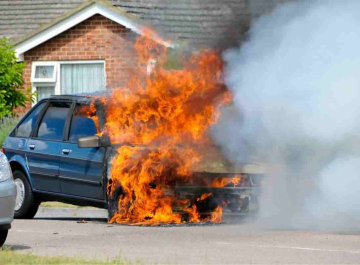 Auto diesel esplosione