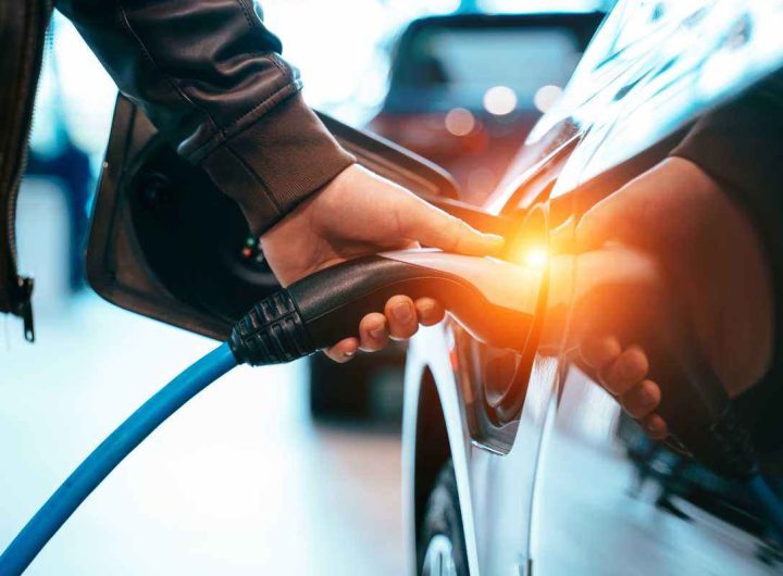Auto elettrica novità