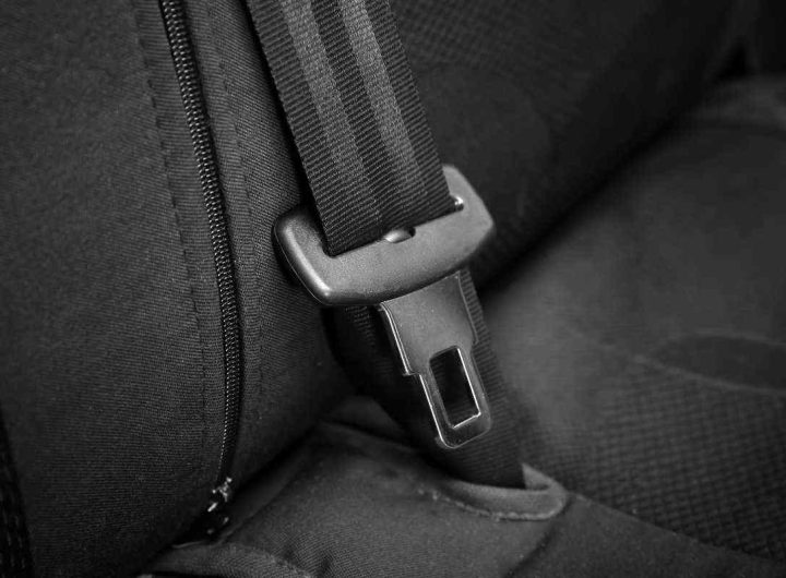 Cinture di sicurezza passeggeri chi paga