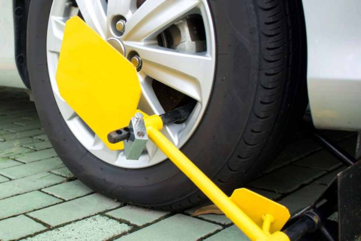 Fermo auto avviso cosa fare