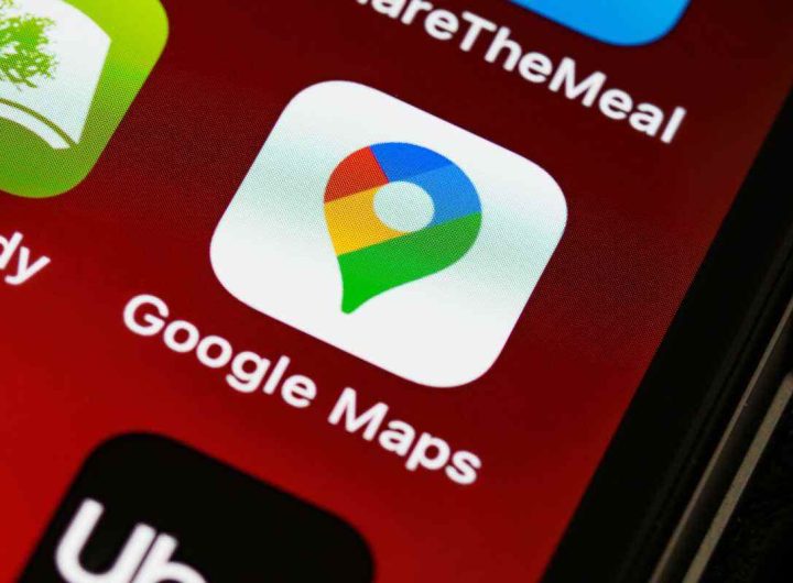 Google Maps Waze confronto