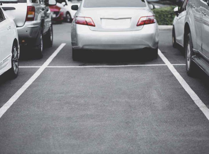 Parcheggio auto condominio