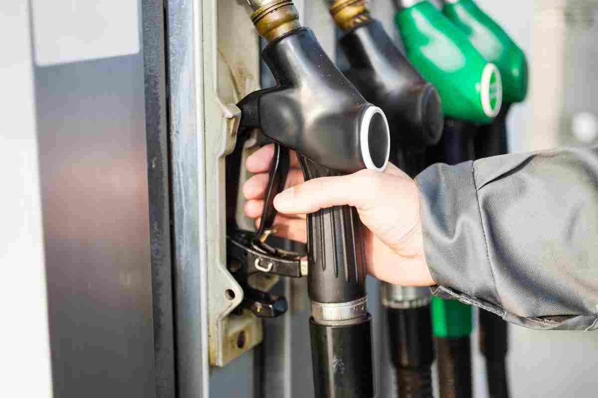 Benzina giorno perfetto