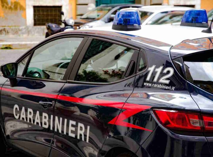 Macchina dei carabinieri