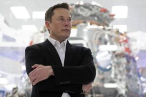 Elon Musk annuncio Tesla