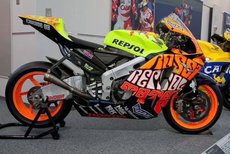 Moto Valentino rossi