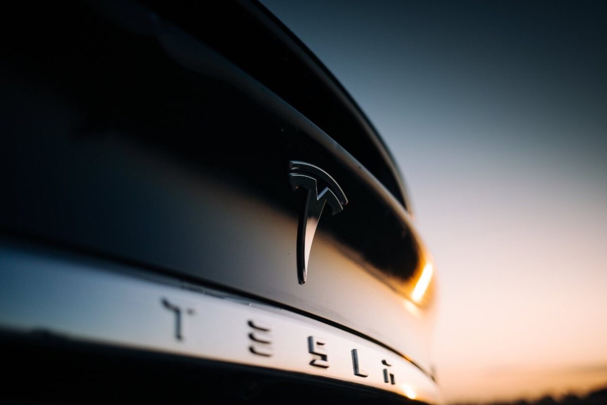 Tesla scoperta allarmante