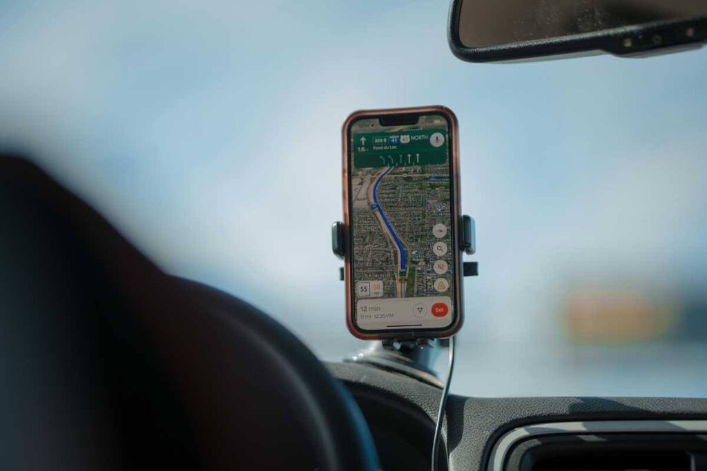Supporto telefono auto legge
