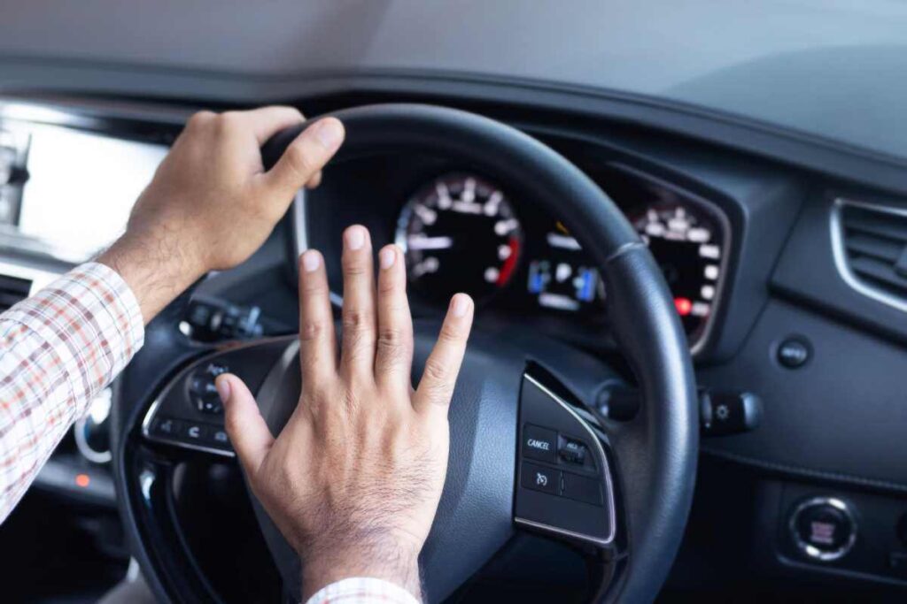 Chi non rispetta le regole codice della strada