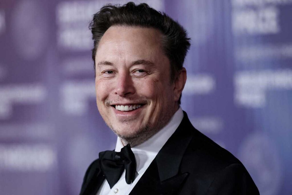 Tesla Robotaxi giugno