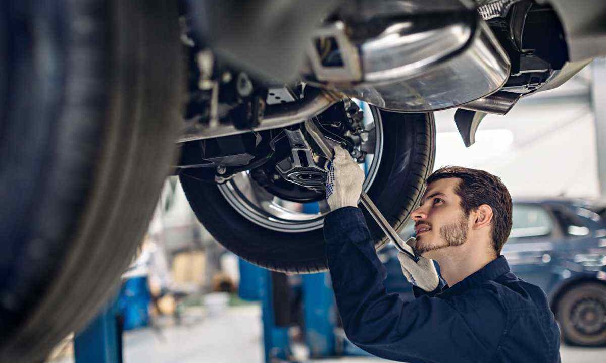 Riparazione auto come mai costano tanto