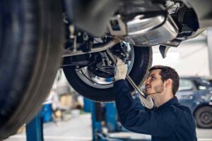 Riparazione auto come mai costano tanto