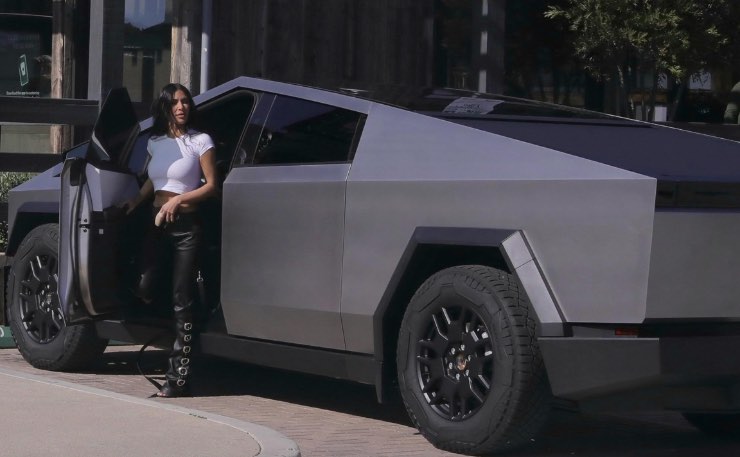 Cybertruck Tesla Kim