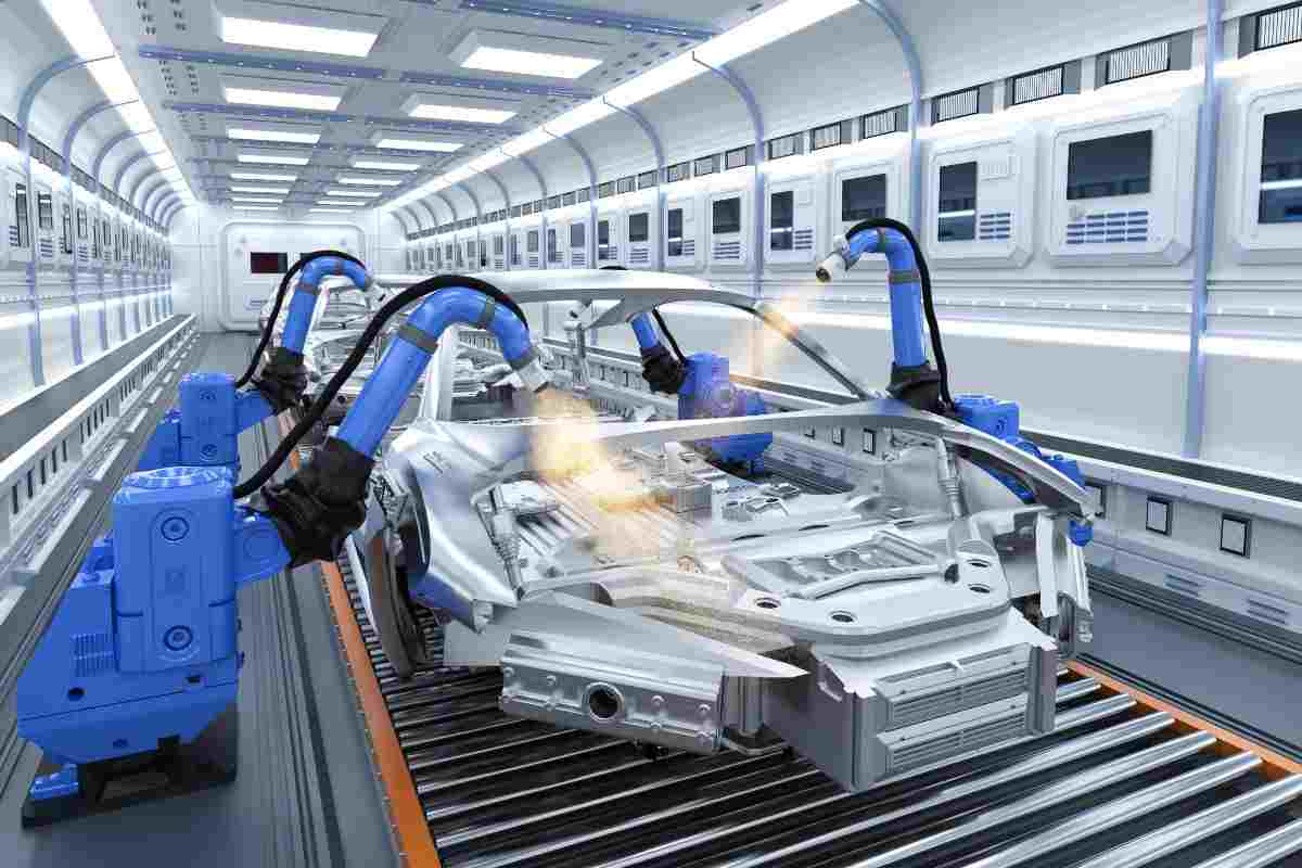 Fabbrica auto record