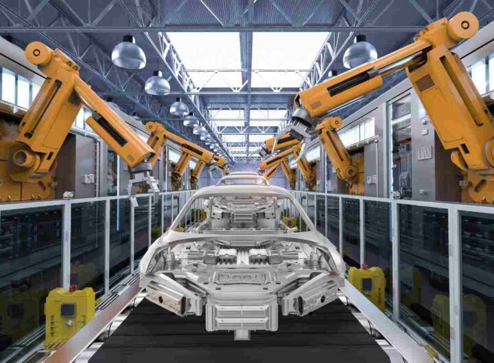 Fabbrica auto record
