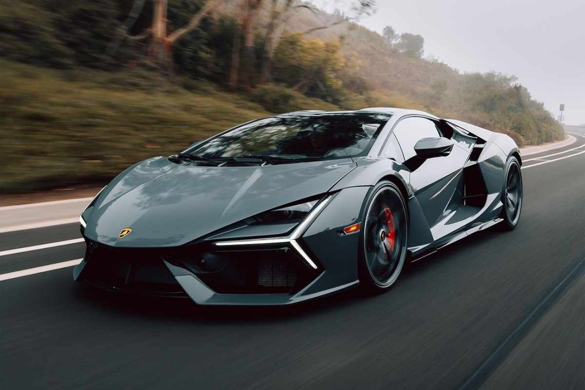 Lamborghini Revuelto kit