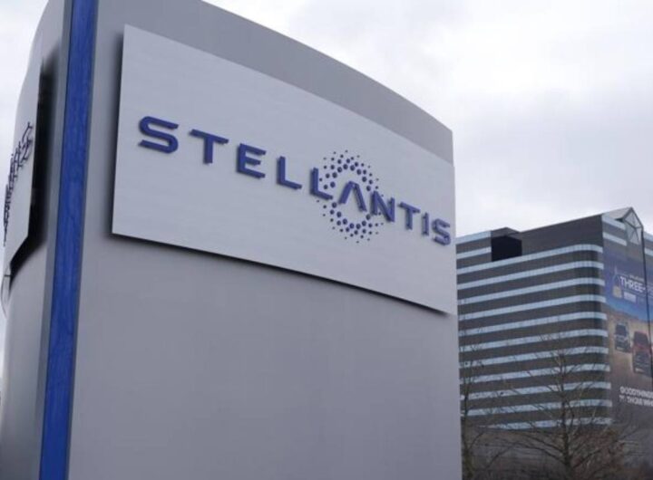 Stellantis problema