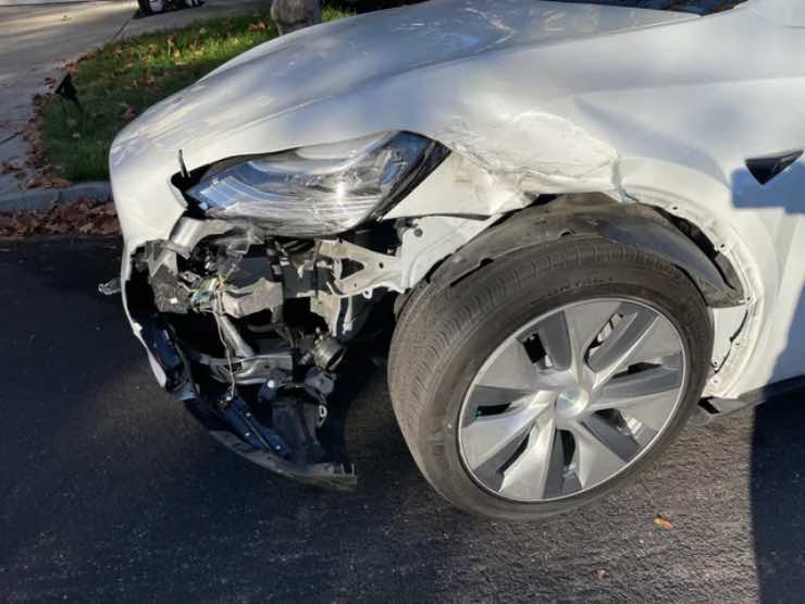 Auto grave incidente