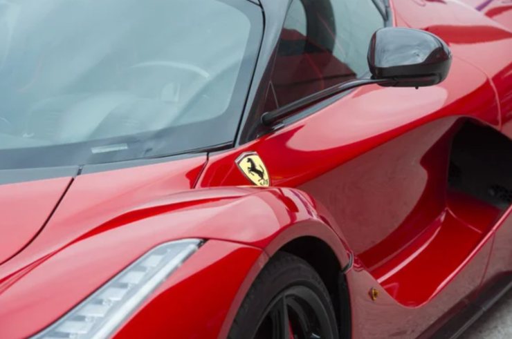 Una Ferrari