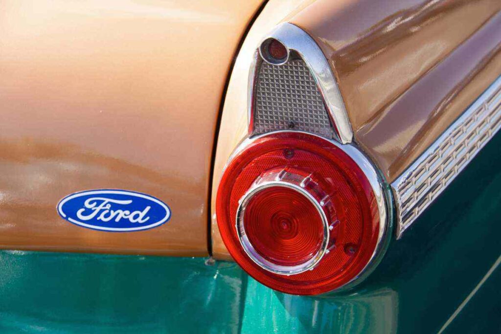 Ford addio vecchia sede