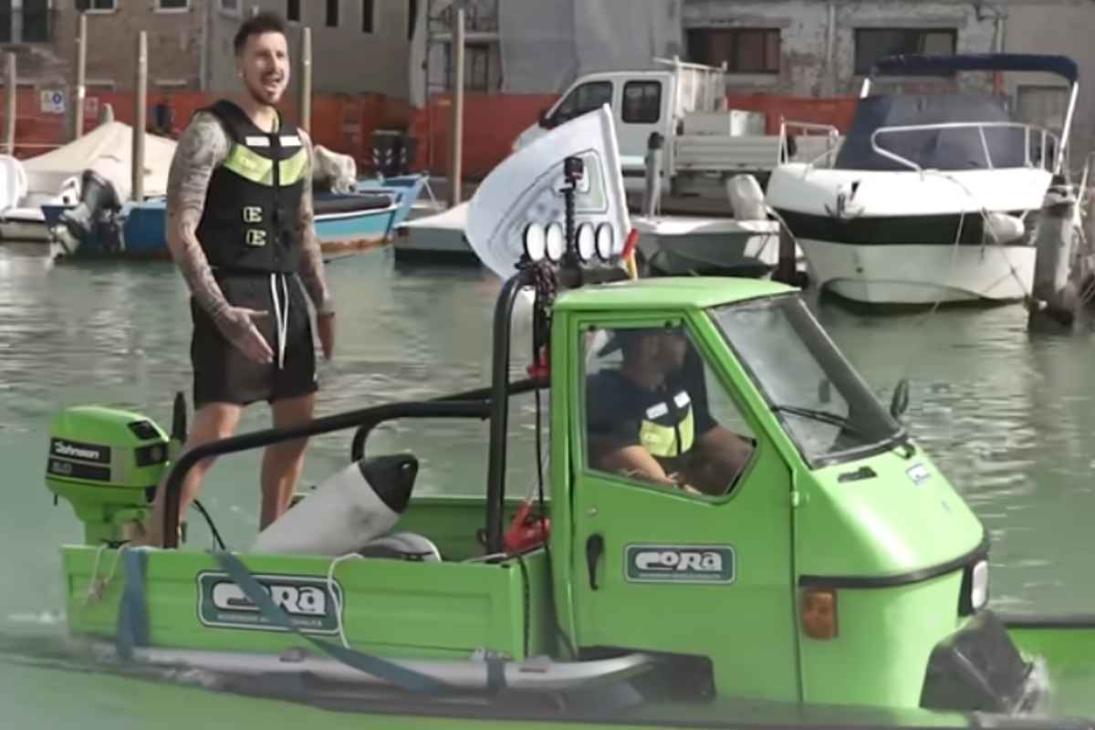 Piaggio catamarano