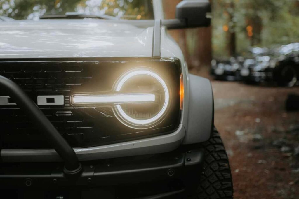 McLaren SUV