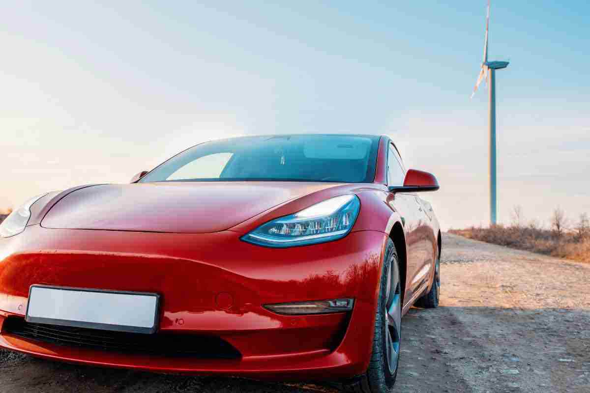 Auto Tesla incasso